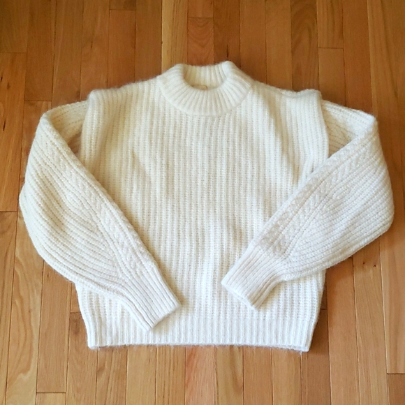 H&M Alpaca Blend White Sweater - Picture 2 of 9